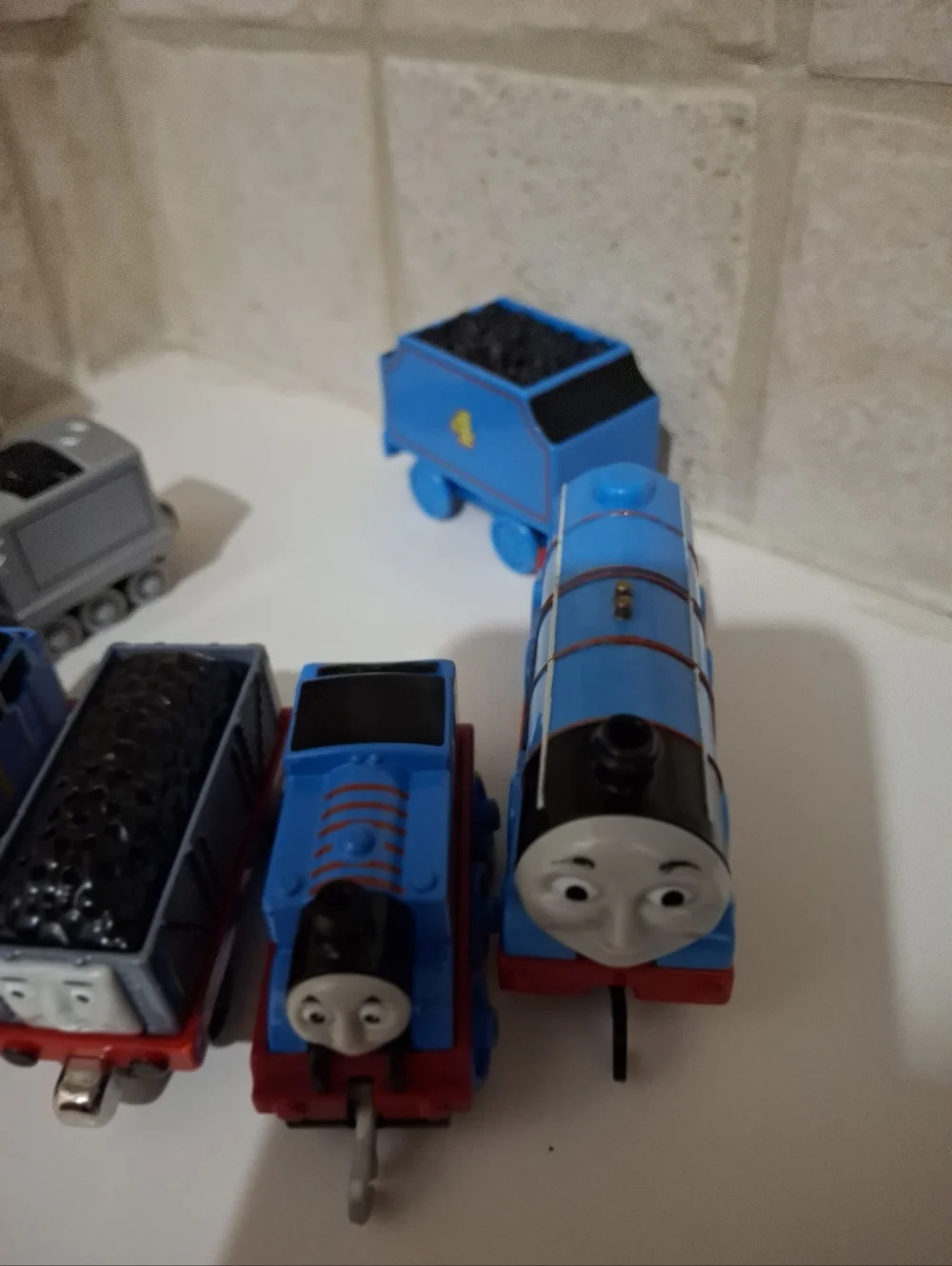 Vintage Thomas & Friends Assorted Trains Bundle